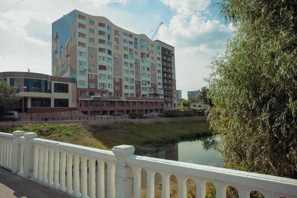 Molex Apartments 2 TTchernihiv Extérieur photo